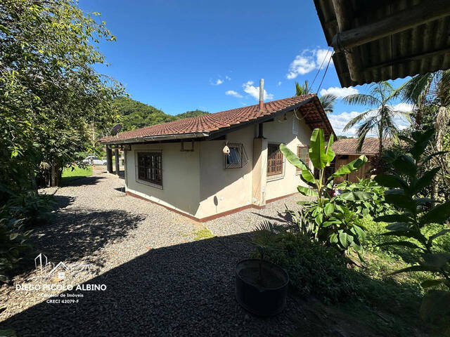 #D0267RO - Casa para Venda em Rodeio - SC - 3
